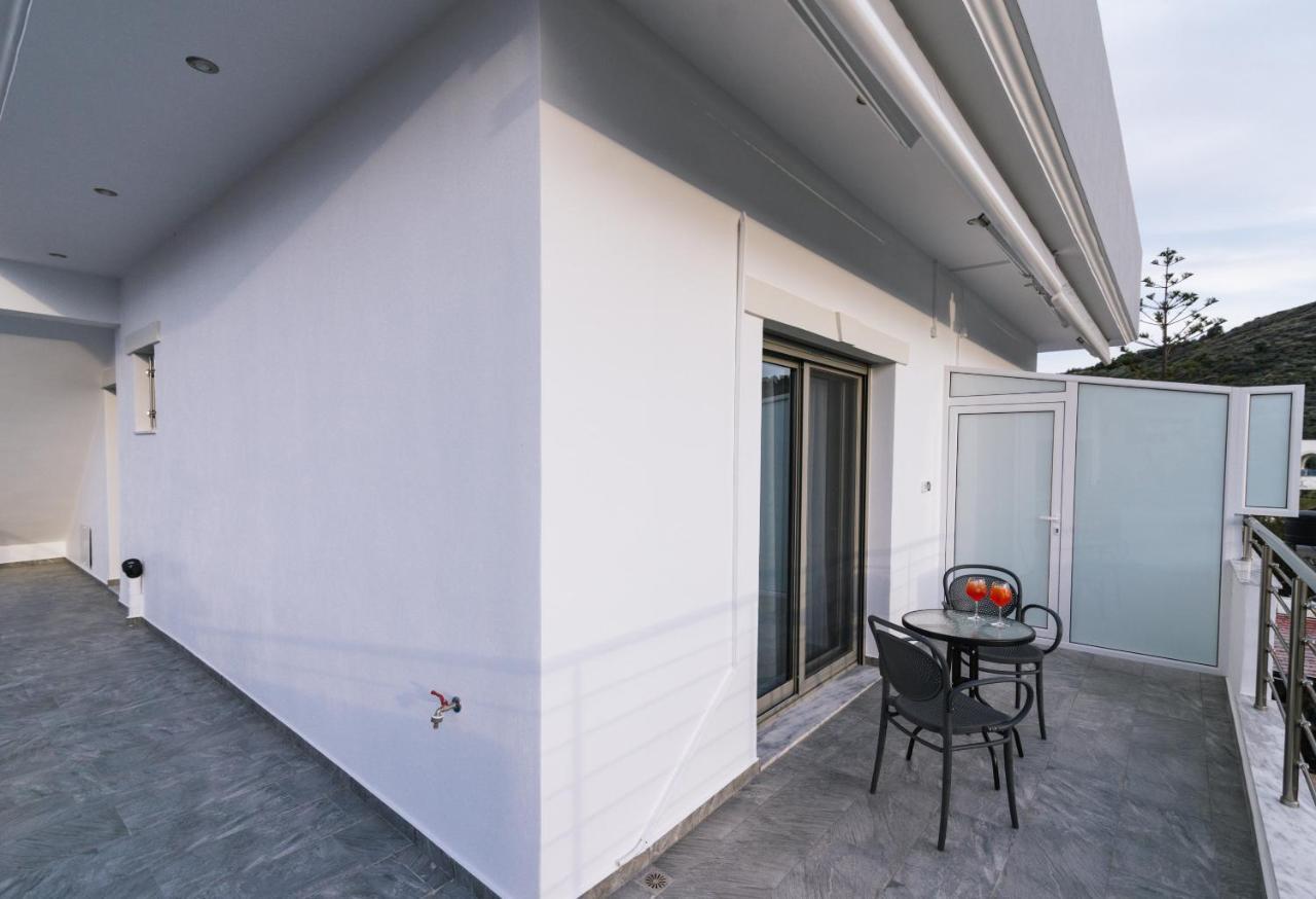 Lychnos Apartments Kamilari Exterior foto